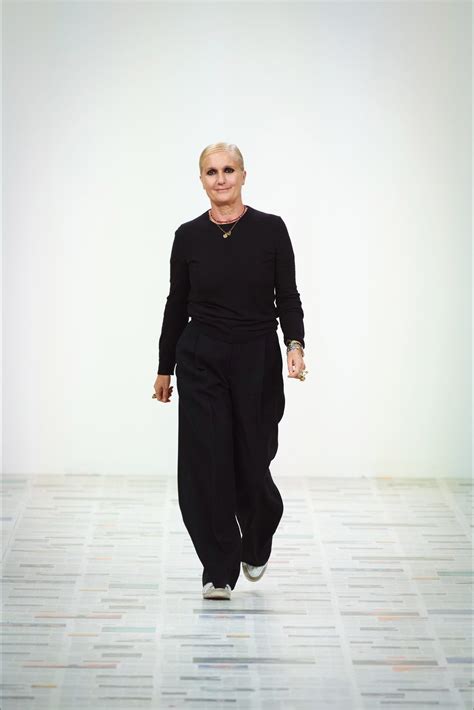 sfilata dior autunno inverno 2020|PFW: Maria Grazia Chiuri e l'autunno inverno 2020 di Dior.